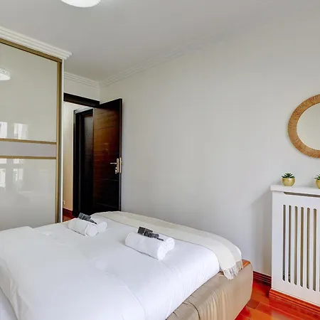 Apartment 119-typical Near Republique Paris