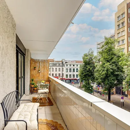 Apartment 119-typical Near Republique Paris